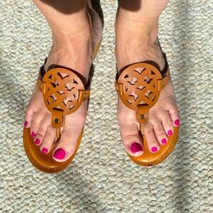 Report Brown Leather Sandals with Medallion Design